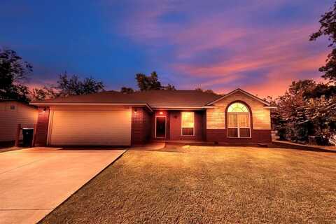 201 W Jessup Street, Alvarado, TX 76009