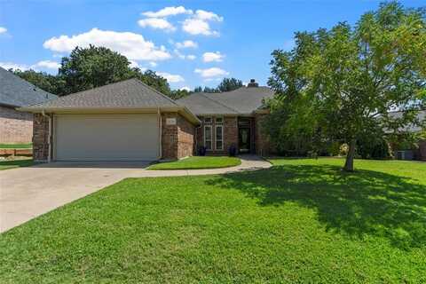 2732 Fox Glenn Court, Hurst, TX 76054