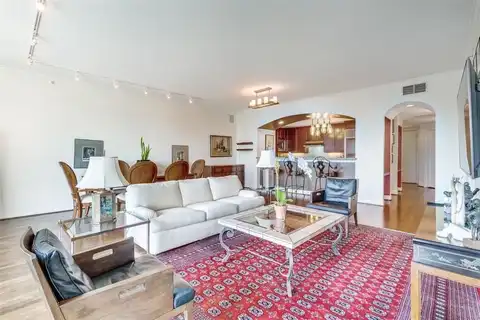3401 Lee Parkway, Dallas, TX 75219