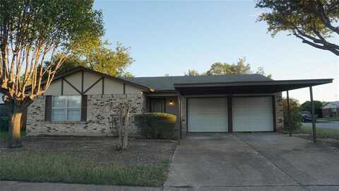 6500 Dustin Court, Watauga, TX 76148