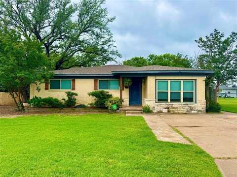 611 Crestview Drive, Granbury, TX 76048