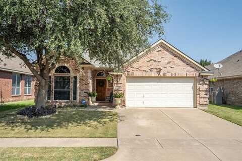 8333 Fall Crest Drive, Fort Worth, TX 76053