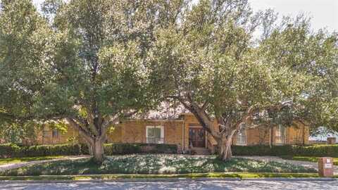 3800 Acapulco Court, Irving, TX 75062