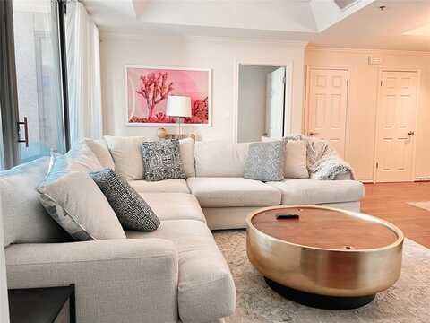 5909 Luther Lane, Dallas, TX 75225