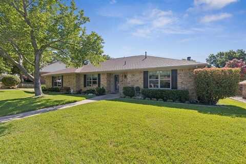 2101 Oakmeadow Street, Bedford, TX 76021