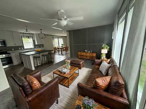 5417 S Deadwood Drive, Kalamazoo, MI 49002