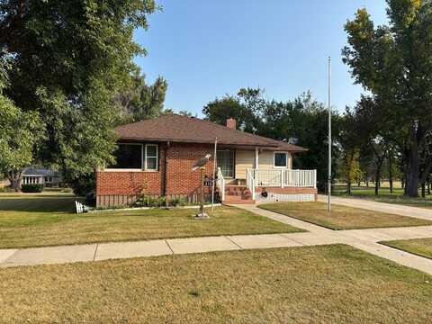 310 2nd Ave N, New Rockford, ND 58356