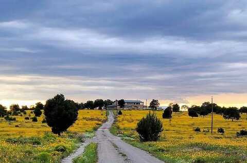 32 W Hickey Rd, Pie Town, NM 87827