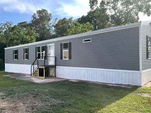 14142 Lorraine Rd, Biloxi, MS 39532