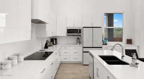 2940 E SOUTH MOUNTAIN AVE, Phoenix, AZ 85042