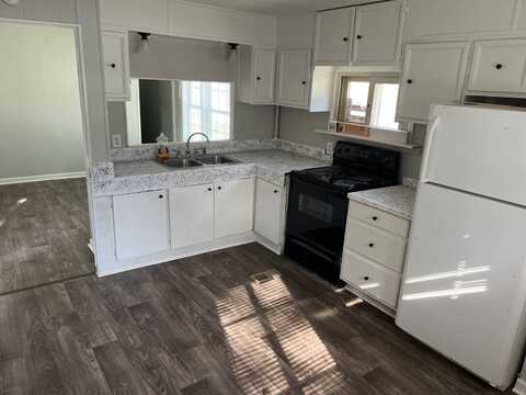 4379 Highway 42, Ellenwood, GA 30294