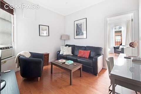 28 Perry Street, New York, NY 10014
