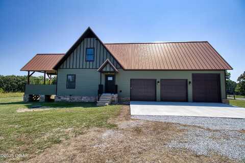 43 Spring Flood Road, Goodman, MO 64843