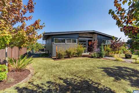 929 W 5th St., Port Angeles, WA 98363