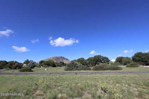 7592 N Deerfield Drive, Prescott, AZ 86305
