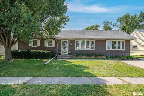 2417 W 18TH Street, Davenport, IA 52804