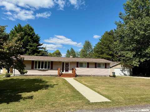 1669 Village Green Road, Petersburg, IL 62675