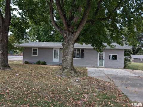 515 S 5TH Street, Elkville, IL 62932