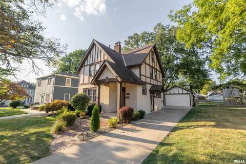 2223 OAK Street, Quincy, IL 62301
