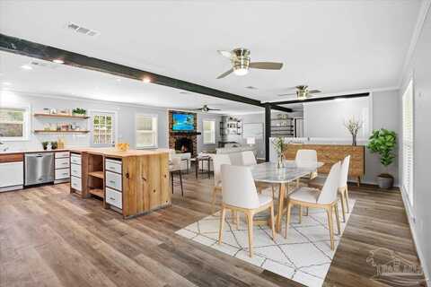 2327 Inda Ave, Pensacola, FL 32526
