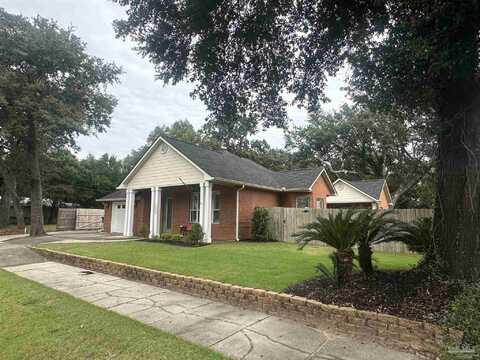 2208 Mcleod St, Pensacola, FL 32502