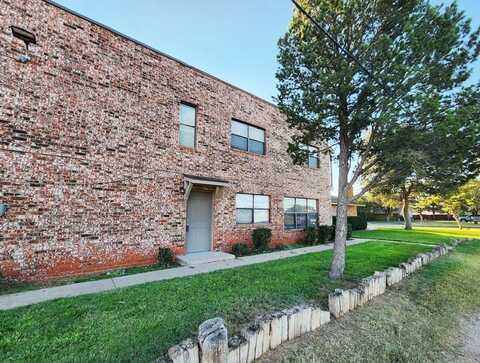 424 W Pecan Ave, Midland, TX 79705