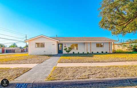 3201 Frontier Dr, Midland, TX 79705
