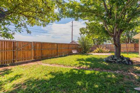 607 S Gardenia St, White Deer, TX 79097