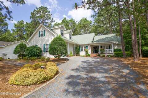 957 Blackeyed Susan Place, Vass, NC 28394