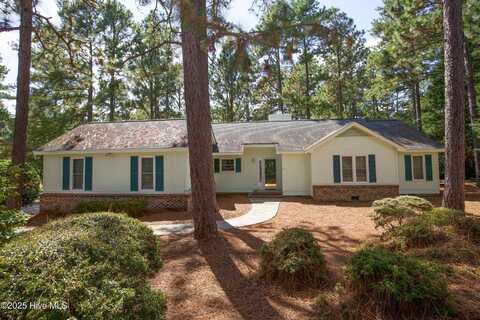 1 Maverick Place, Pinehurst, NC 28374