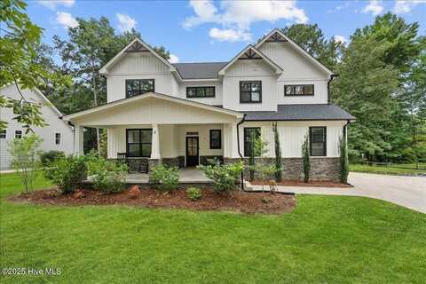 4 Arbutus Lane, Whispering Pines, NC 28327