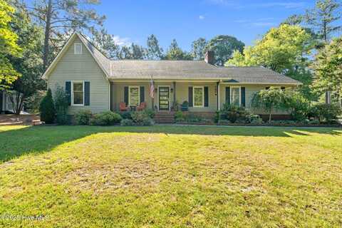 2 Goldenrod Drive, Whispering Pines, NC 28327