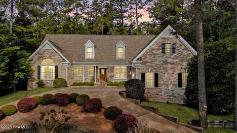 665 Lake Forest Drive SE, Pinehurst, NC 28374