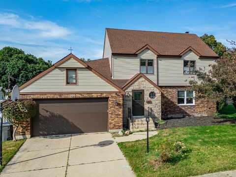 1300 Wolff, ELGIN, IL 60123