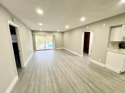 959 SE 2nd Ave, Deerfield Beach, FL 33441