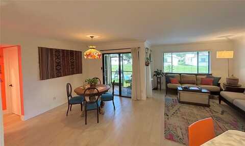 8134 NW 17th Mnr, Plantation, FL 33322