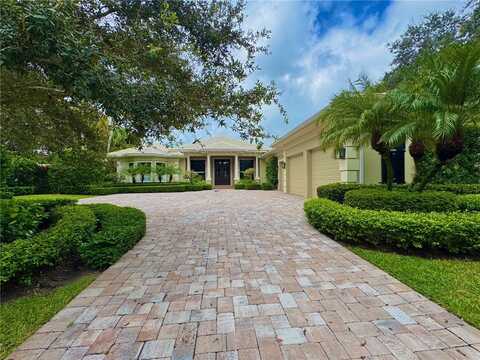 403 Indies Drive, Vero Beach, FL 32963