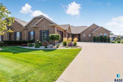 7502 S Grand Arbor Ct, Sioux Falls, SD 57108