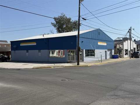 300 N College Street, Franklin, KY 42134
