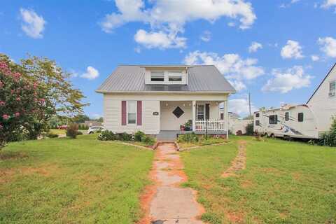 210 N 3rd Street, Cave City, KY 42127