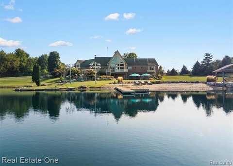 3292 W Sutton Road, Lapeer, MI 48446