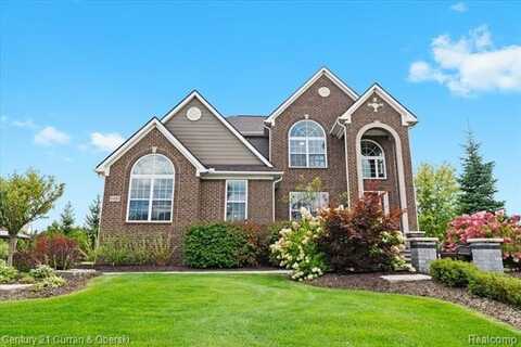 51693 Turnburry Drive, South Lyon, MI 48178