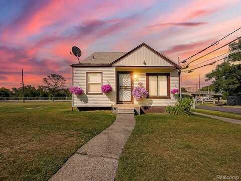 19377 Fenmore Street, Detroit, MI 48235
