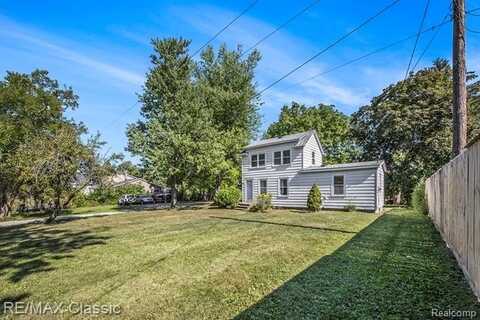 6334 Andersonville Road, Waterford, MI 48329
