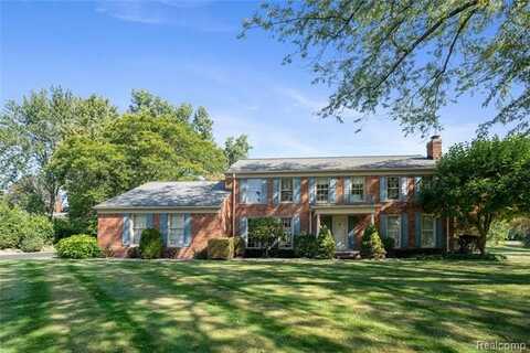 4123 Chimney Point Drive, Bloomfield Hills, MI 48302