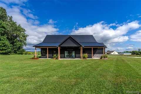 5486 Kidder Road, Almont, MI 48003