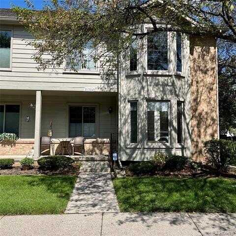 31502 Merriwood Park Drive, Livonia, MI 48152