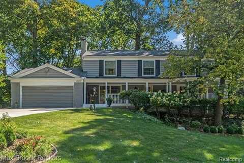 30372 Georgetown Drive, Beverly Hills, MI 48025