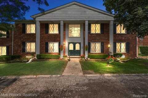 2383 Mulberry Square, Bloomfield Hills, MI 48302