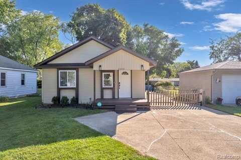 2342 Ellery Avenue, Waterford, MI 48327